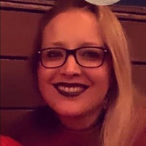 Meet your Posher, Jacqueline